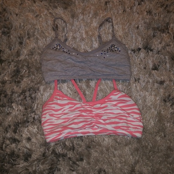 Lounge Bras (2), size 36 - Picture 1 of 6